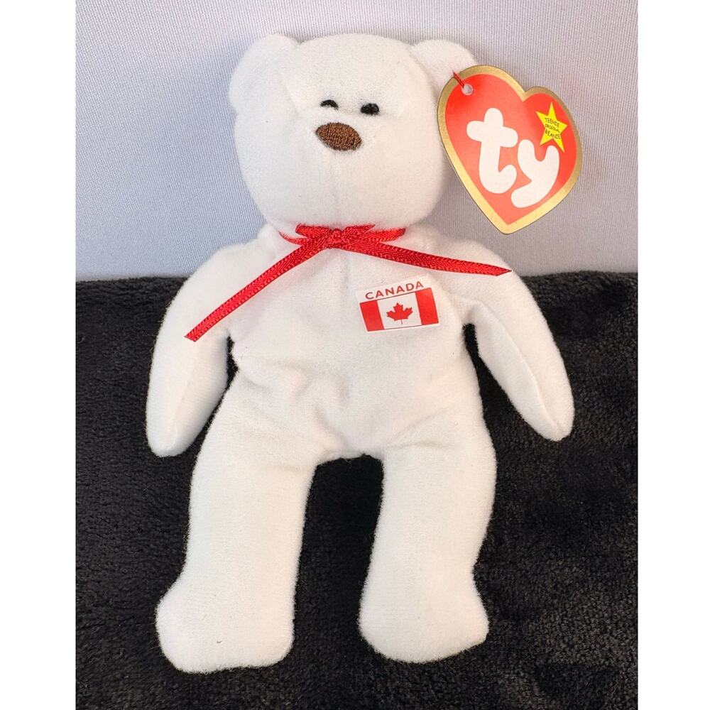 VINTAGE 1993 RETIRED CANADA TEENIE BEANIE BABY-MAPLE THE BEAR WITH TAGS
